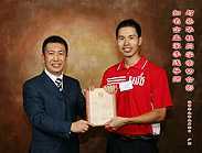 康师傅李践和土大妈总经理合影